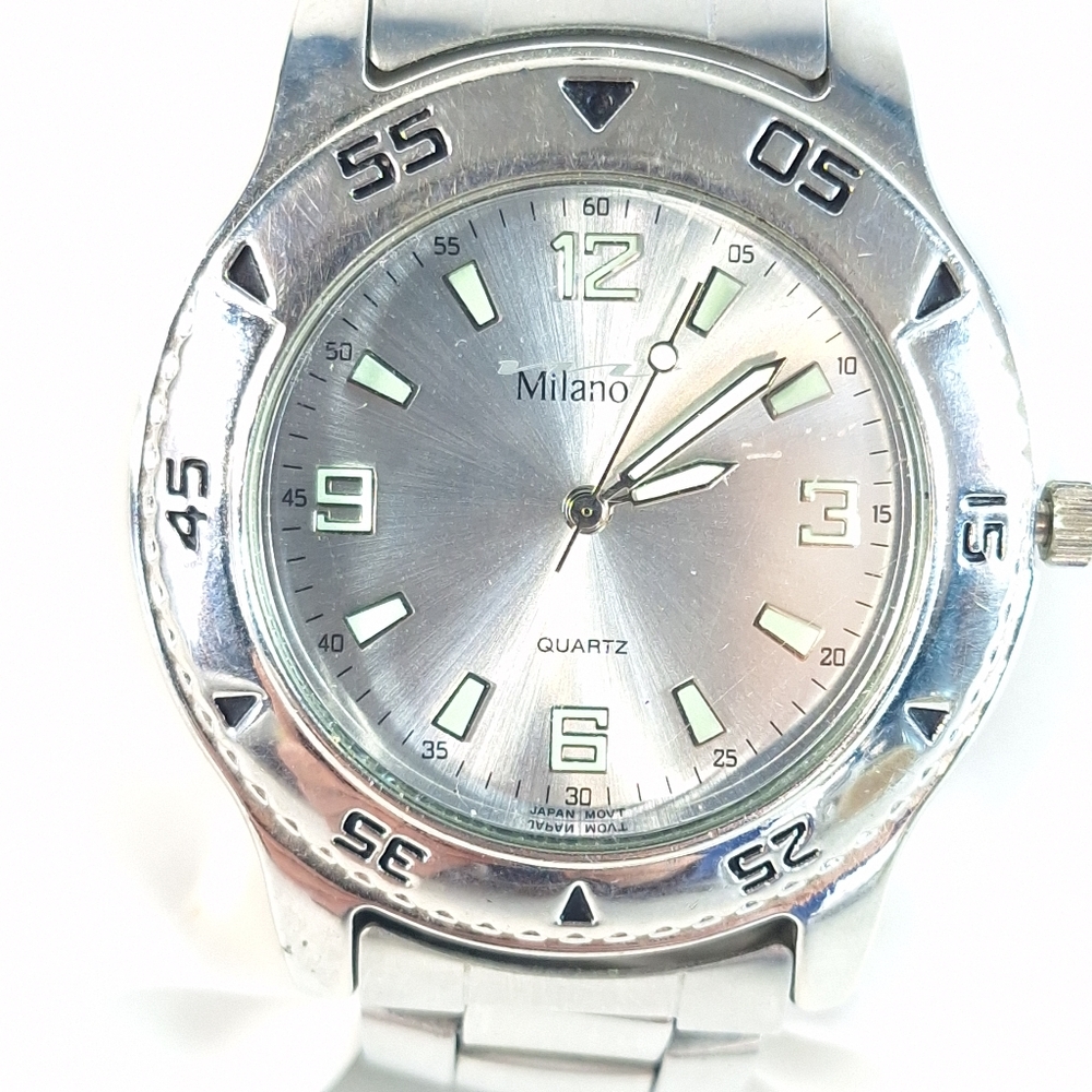 Milano Men's Silver Toned Link Band Analog Watch, New Battery